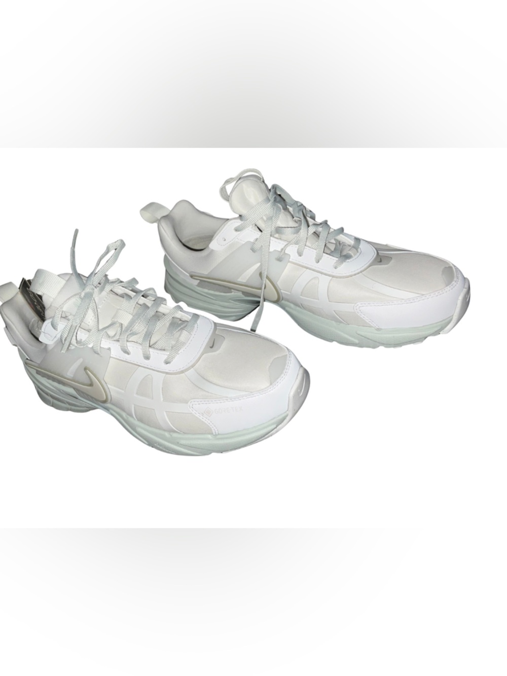 NWT Nike V2K Run GORE-TEX Waterproof Shoes Light Iron Ore 9 Chunky Y2K Sneakers
